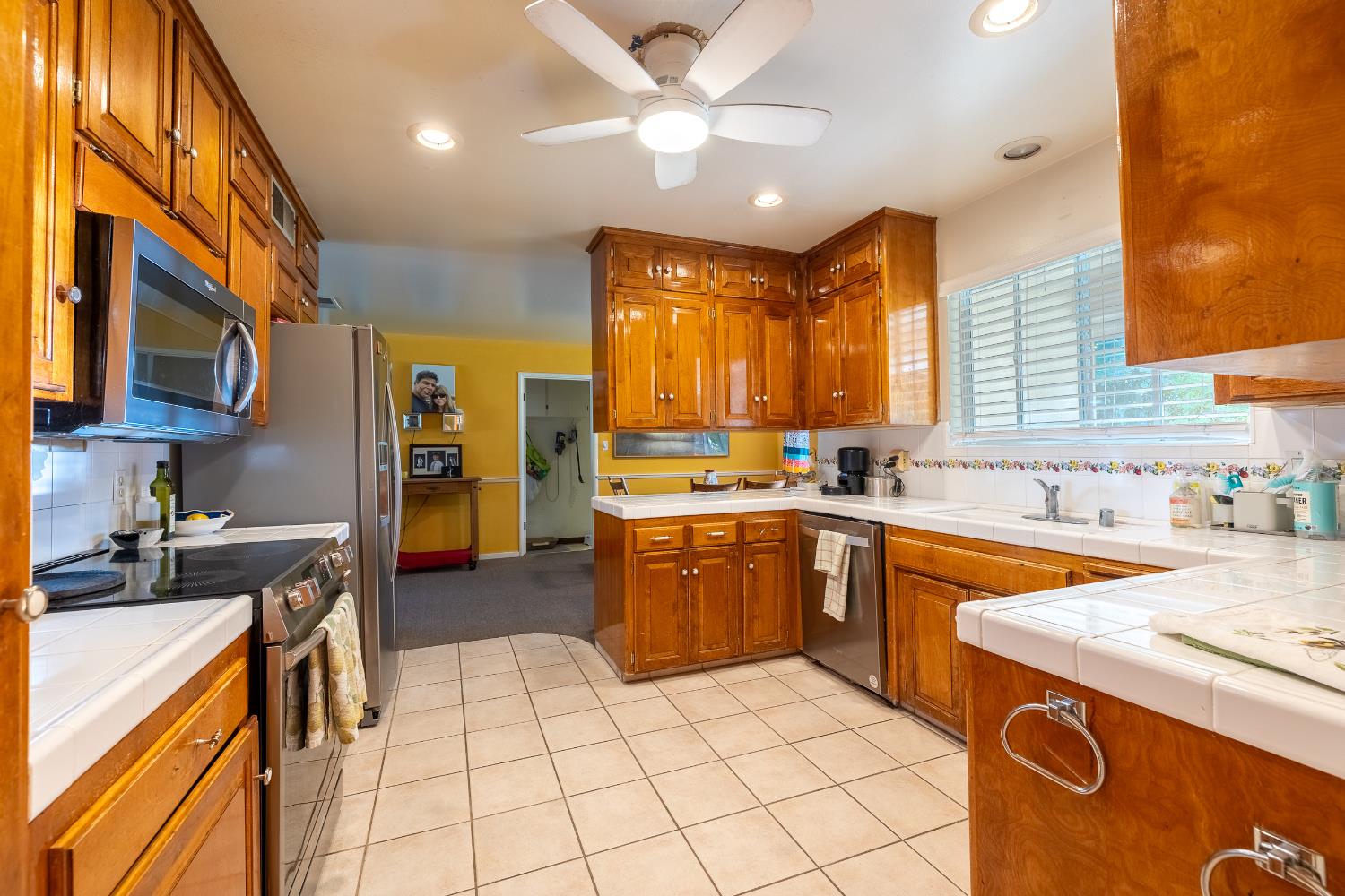 5511 N Colonial, Fresno, CA 93704