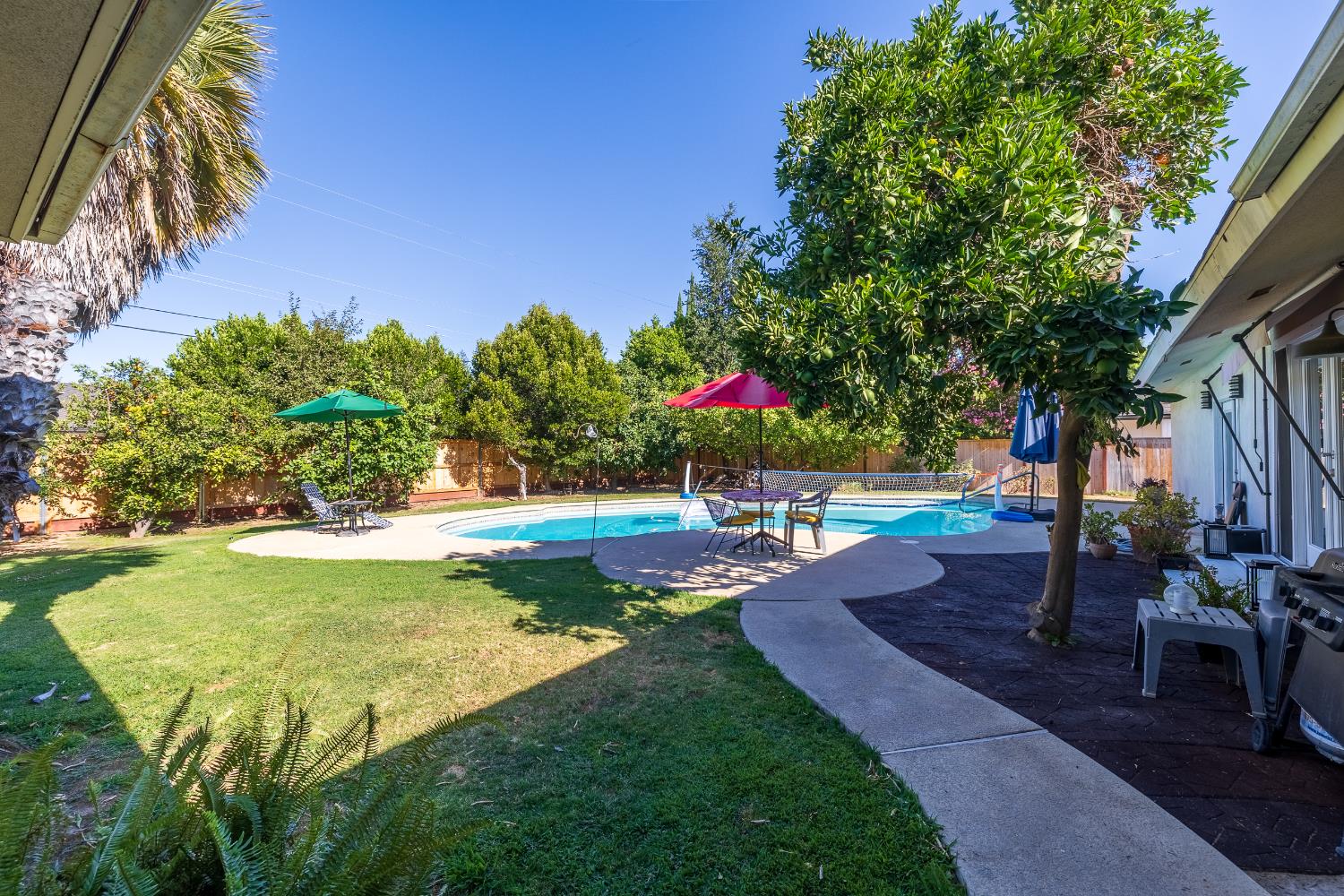 5511 N Colonial, Fresno, CA 93704