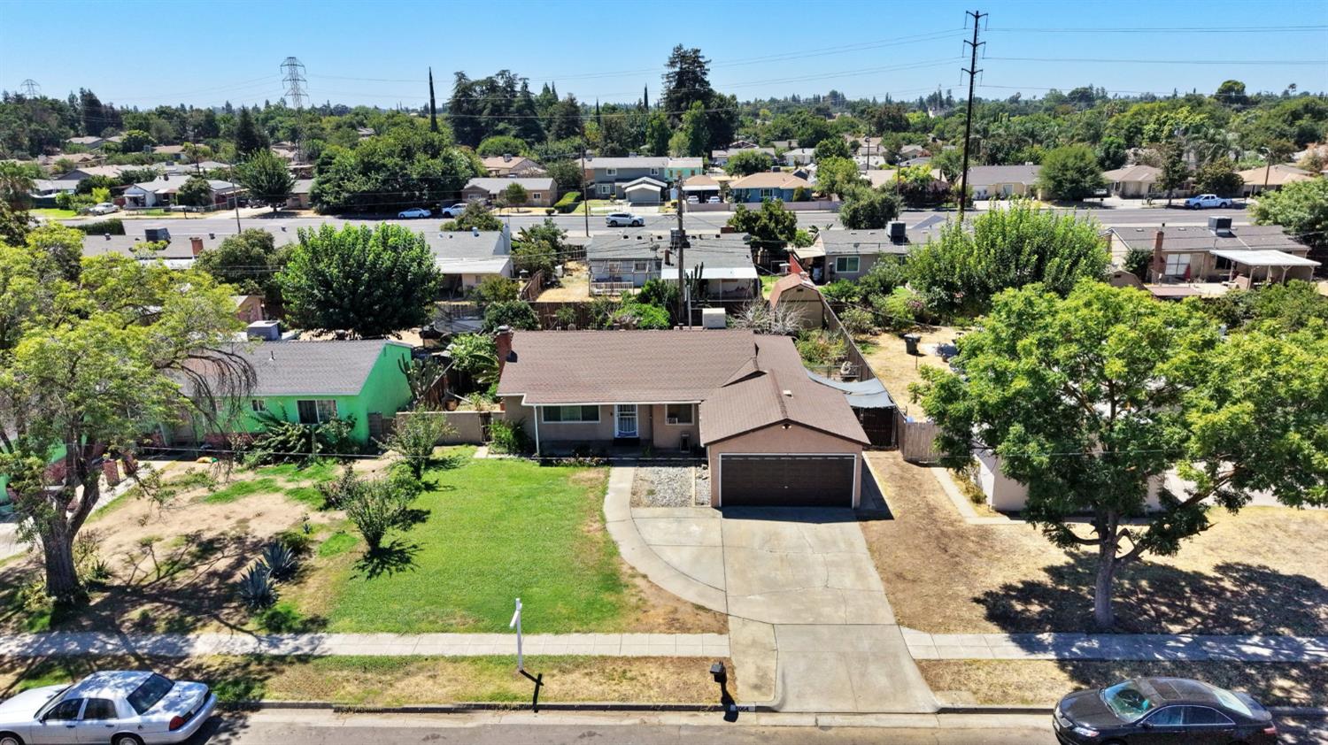 5064 E Hammond Ave, Fresno, CA 93727