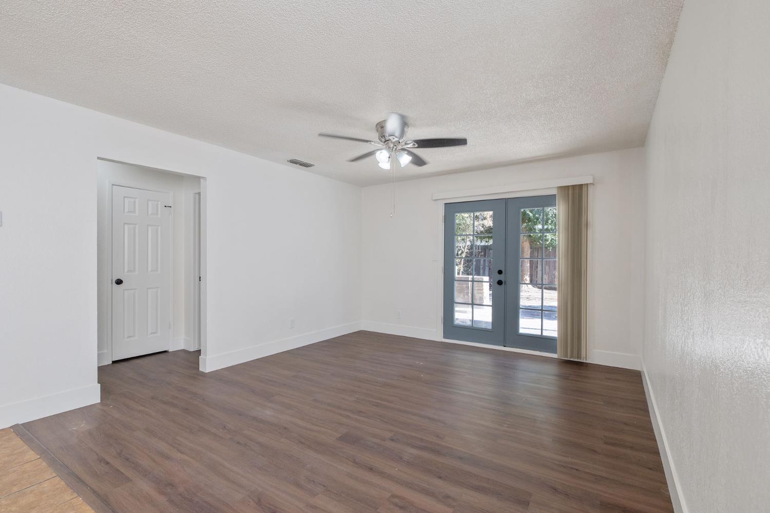 5451 W Santa Ana Ave, Fresno, CA 93722