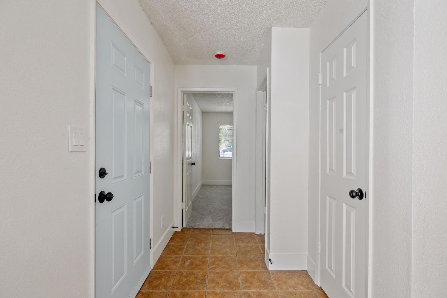 5451 W Santa Ana Ave, Fresno, CA 93722