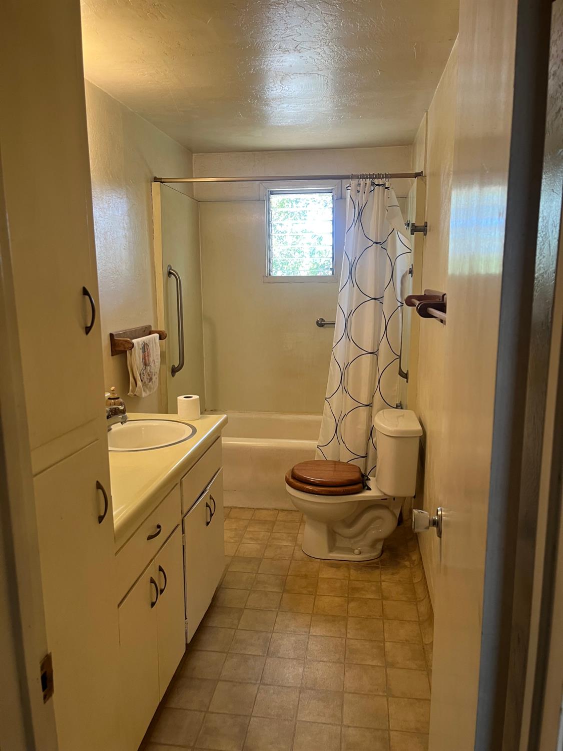 26221 Road 164, Visalia, CA 93292