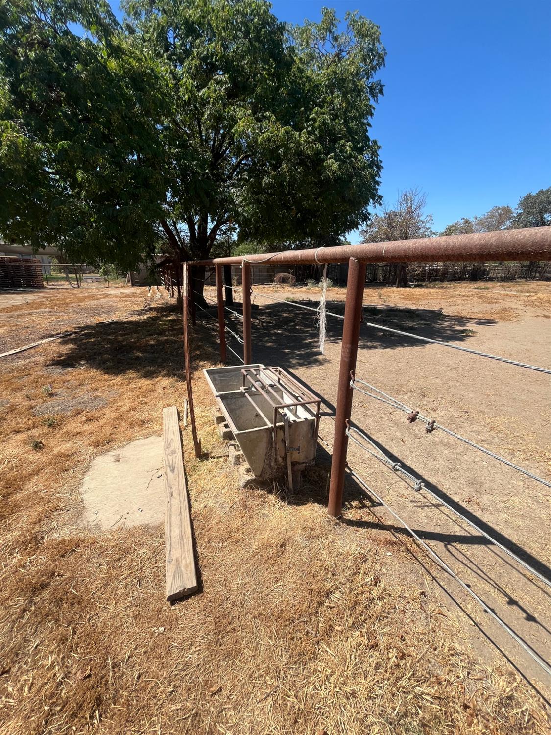 26221 Road 164, Visalia, CA 93292