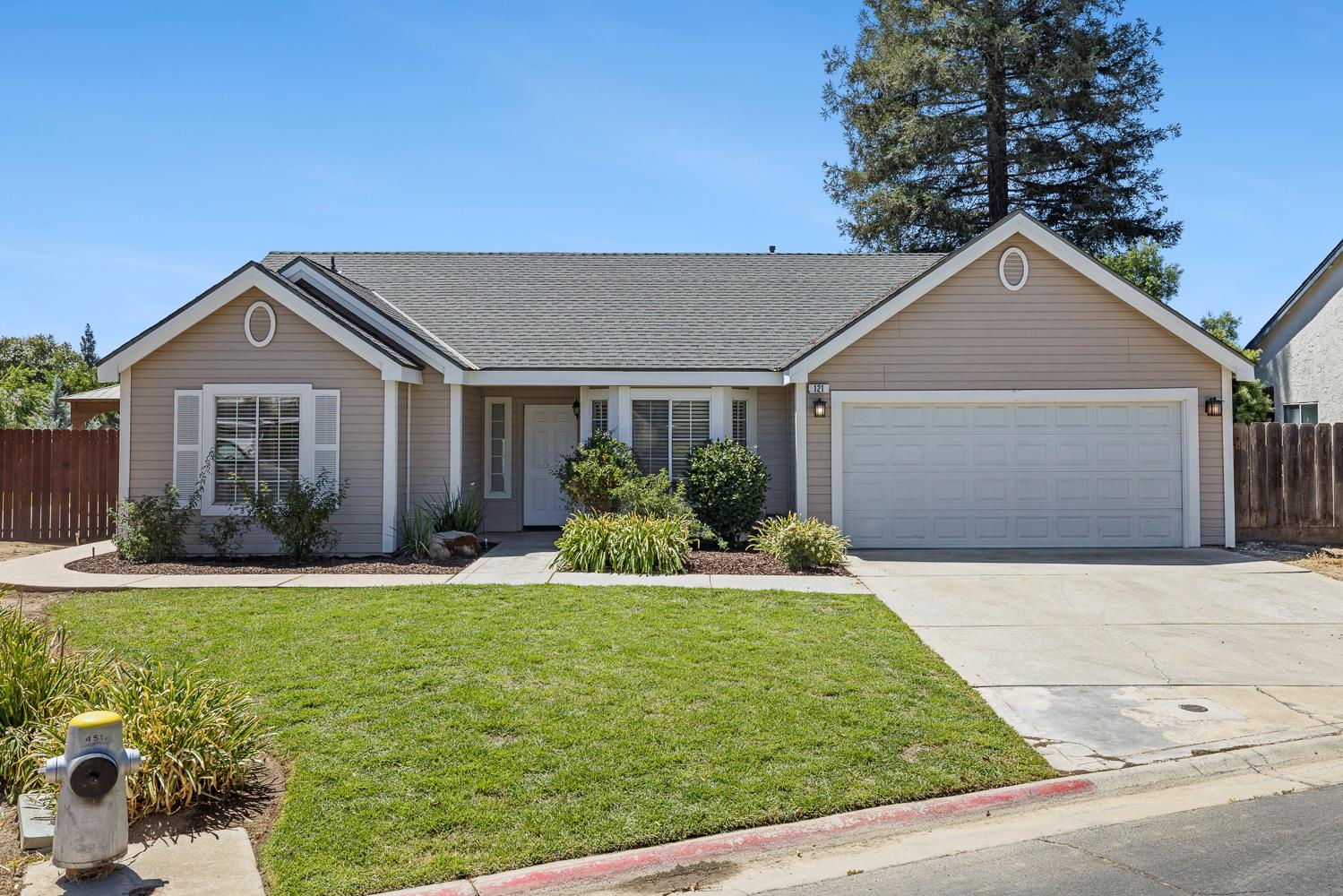 8735 N Cedar Ave #121, Fresno, CA 93720