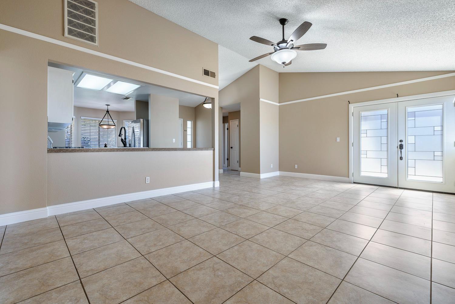 8735 N Cedar Ave #121, Fresno, CA 93720