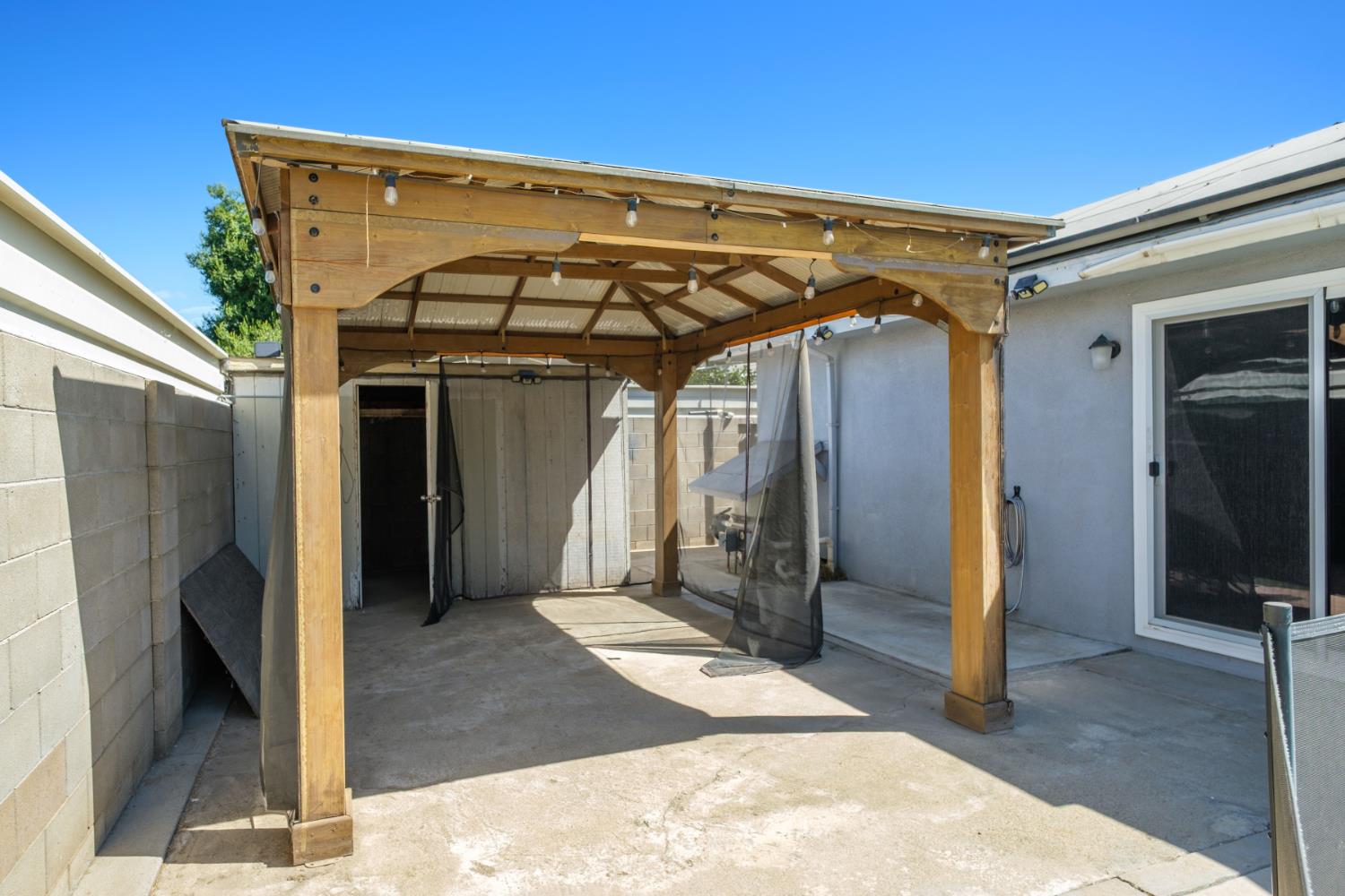4109 N Ricewood Ave, Fresno, CA 93705