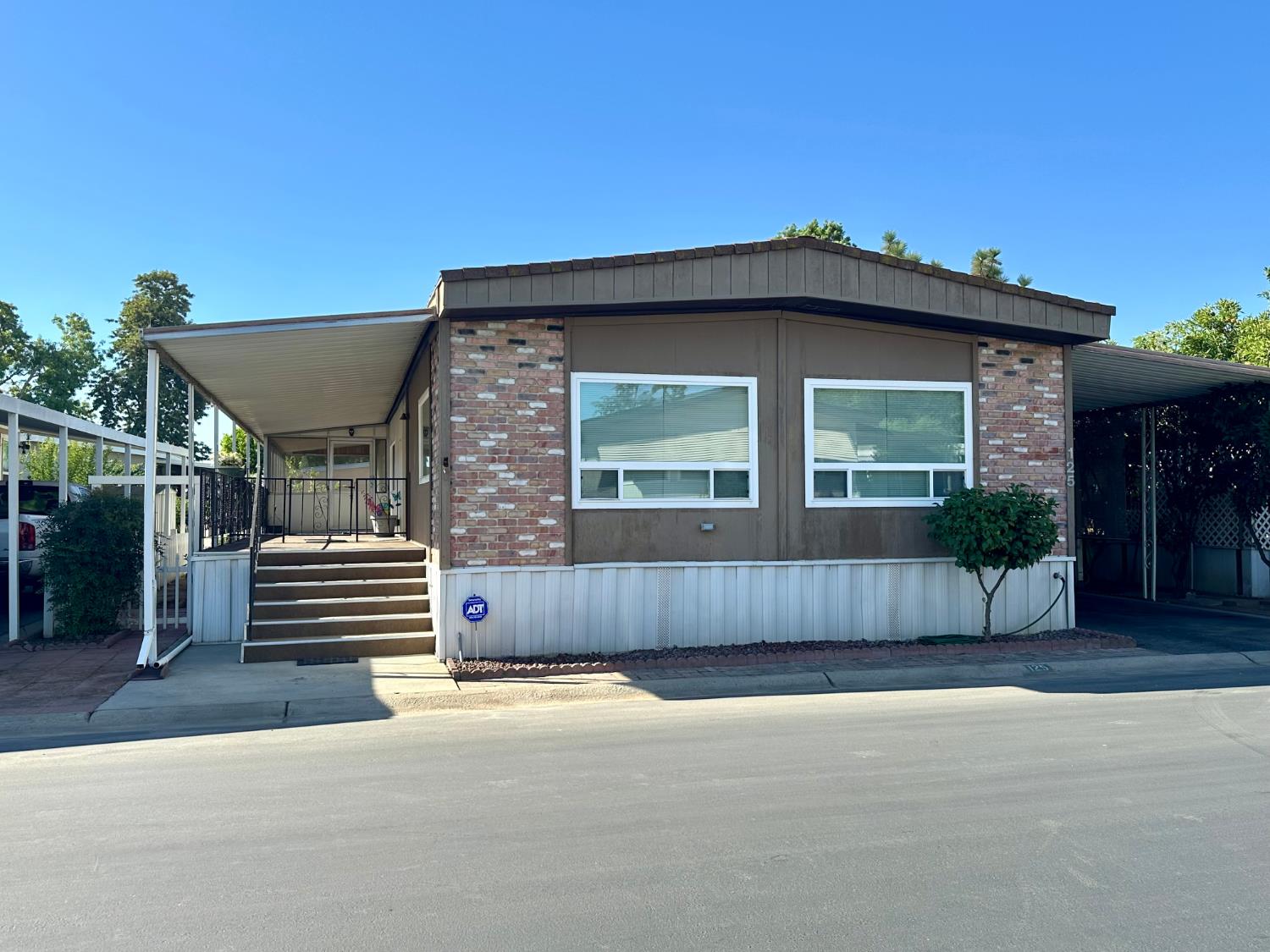 2706 W Ashlan Ave #125, Fresno, CA 93705