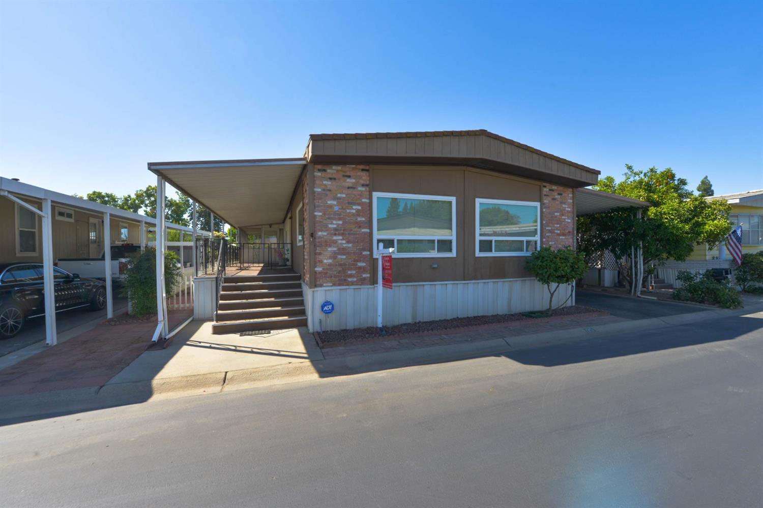 2706 W Ashlan Ave #125, Fresno, CA 93705