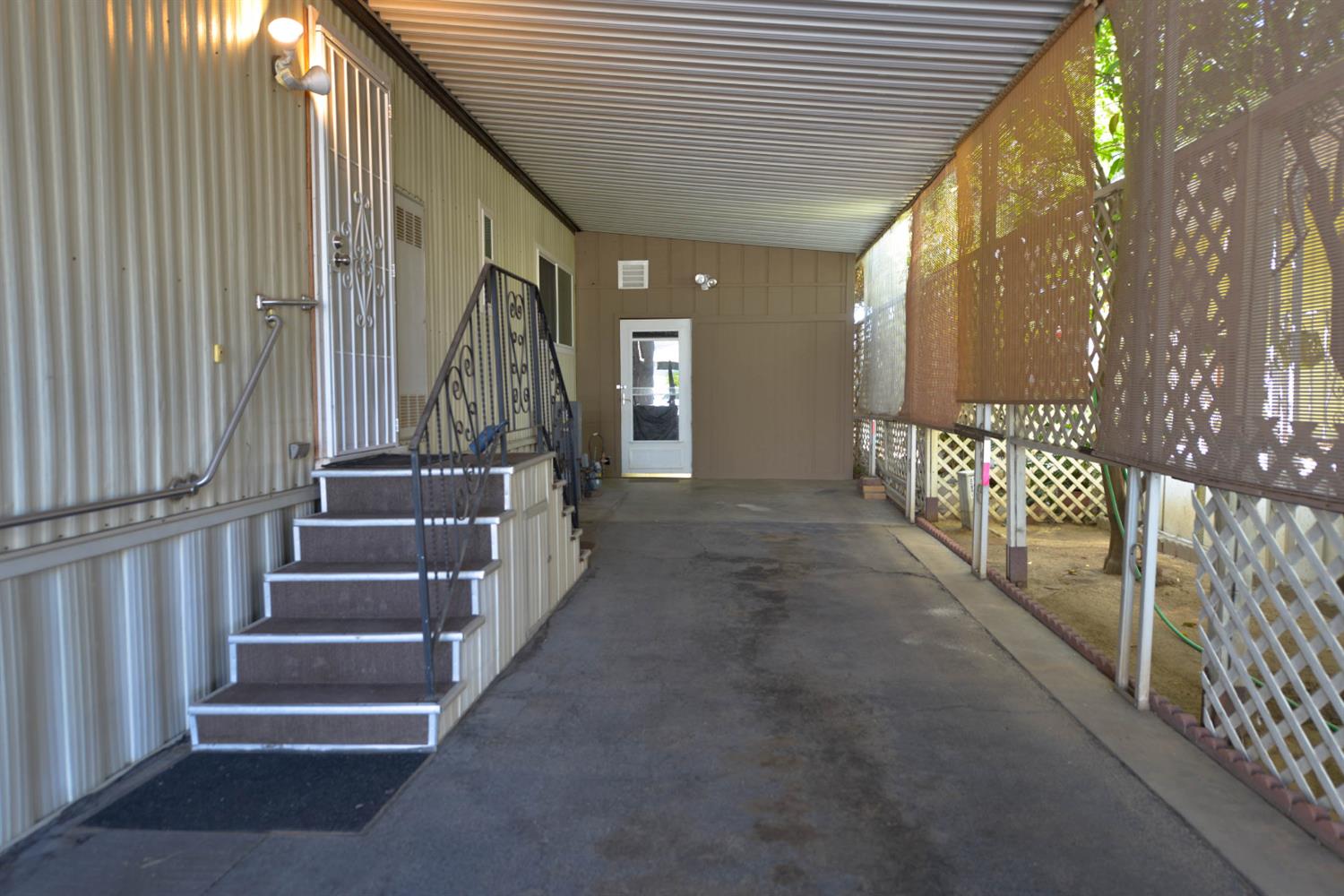 2706 W Ashlan Ave #125, Fresno, CA 93705