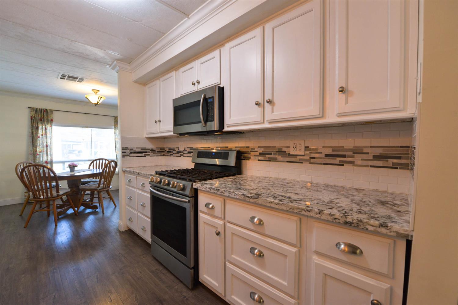 2706 W Ashlan Ave #125, Fresno, CA 93705