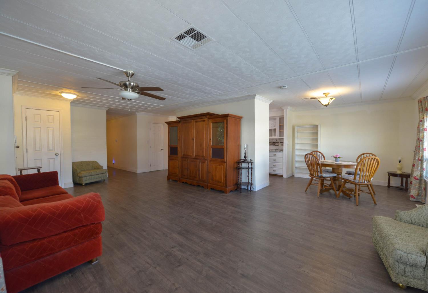 2706 W Ashlan Ave #125, Fresno, CA 93705