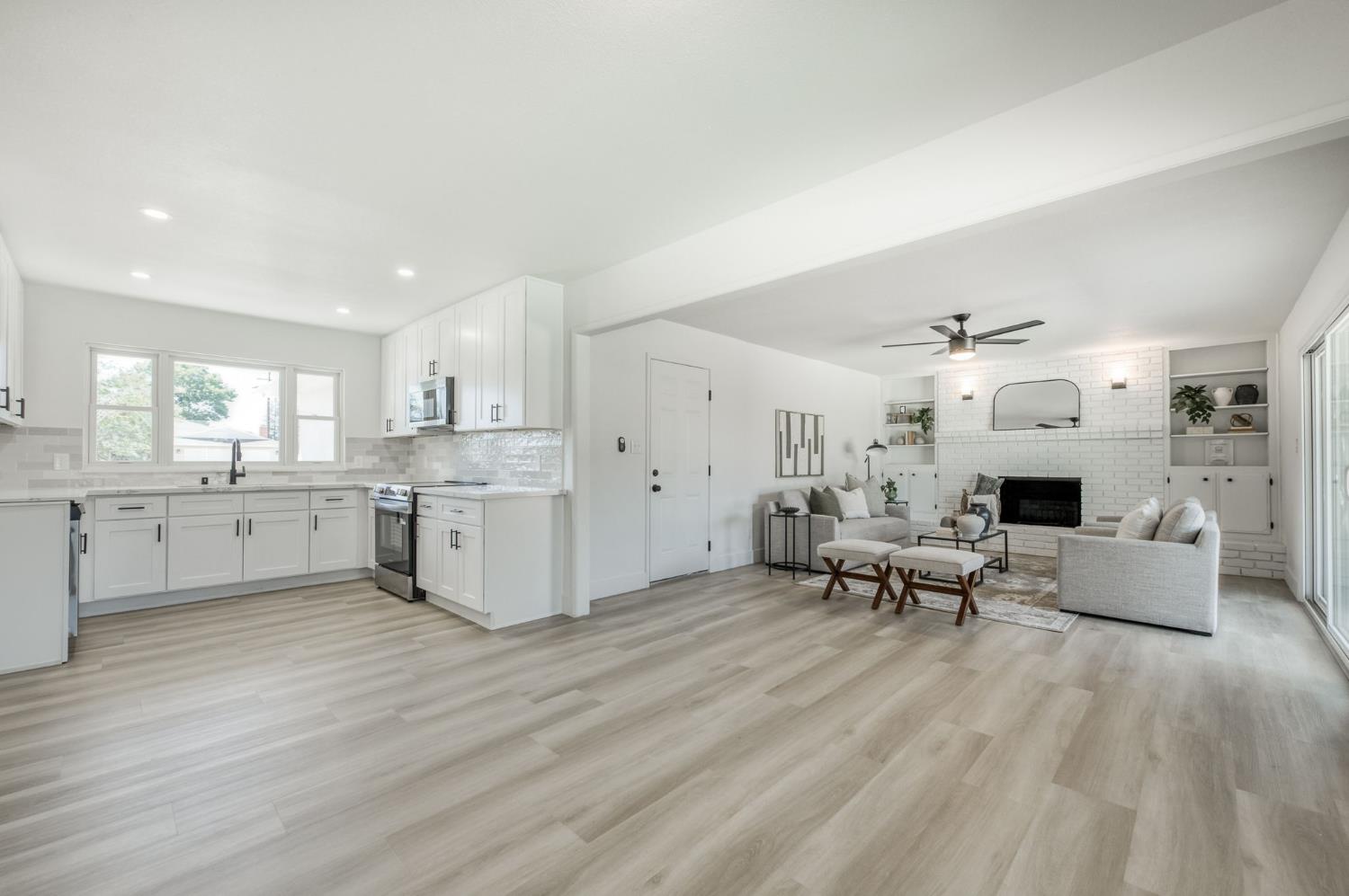 881 E Alluvial, Fresno, CA 93720