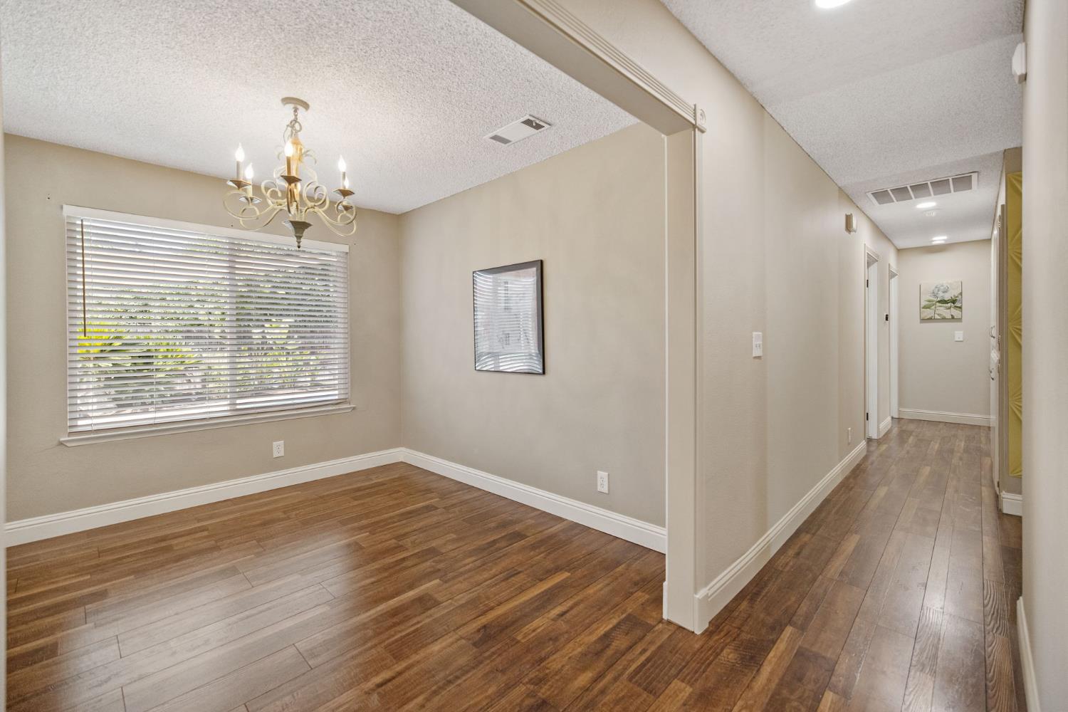 3500 W Hillsdale Ave, Visalia, CA 93291
