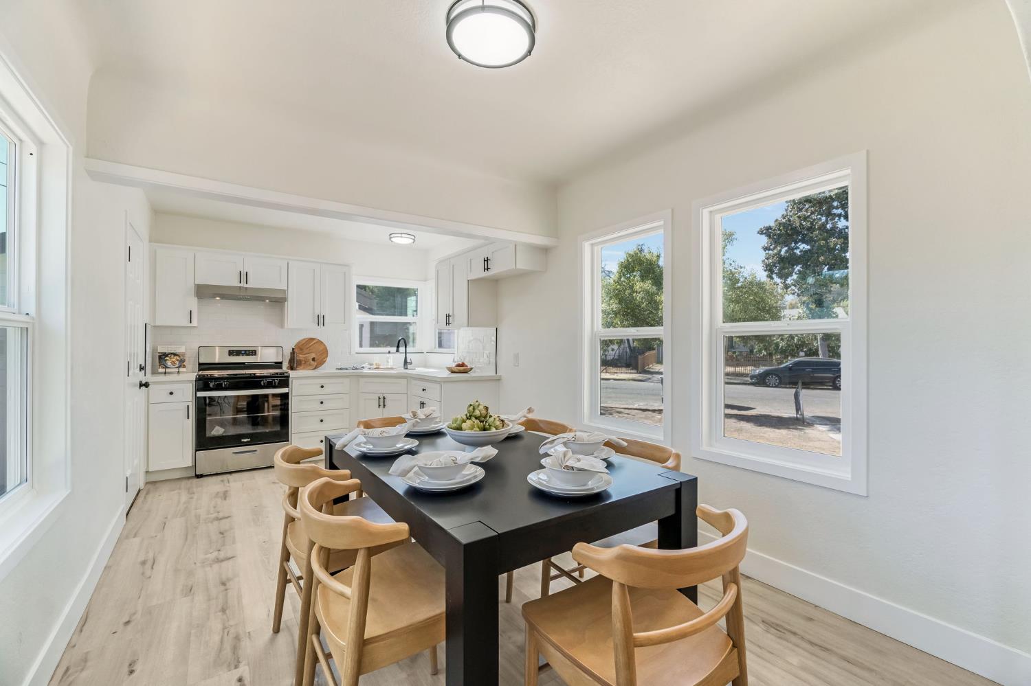 4245 E Ball Ave, Fresno, CA 93702
