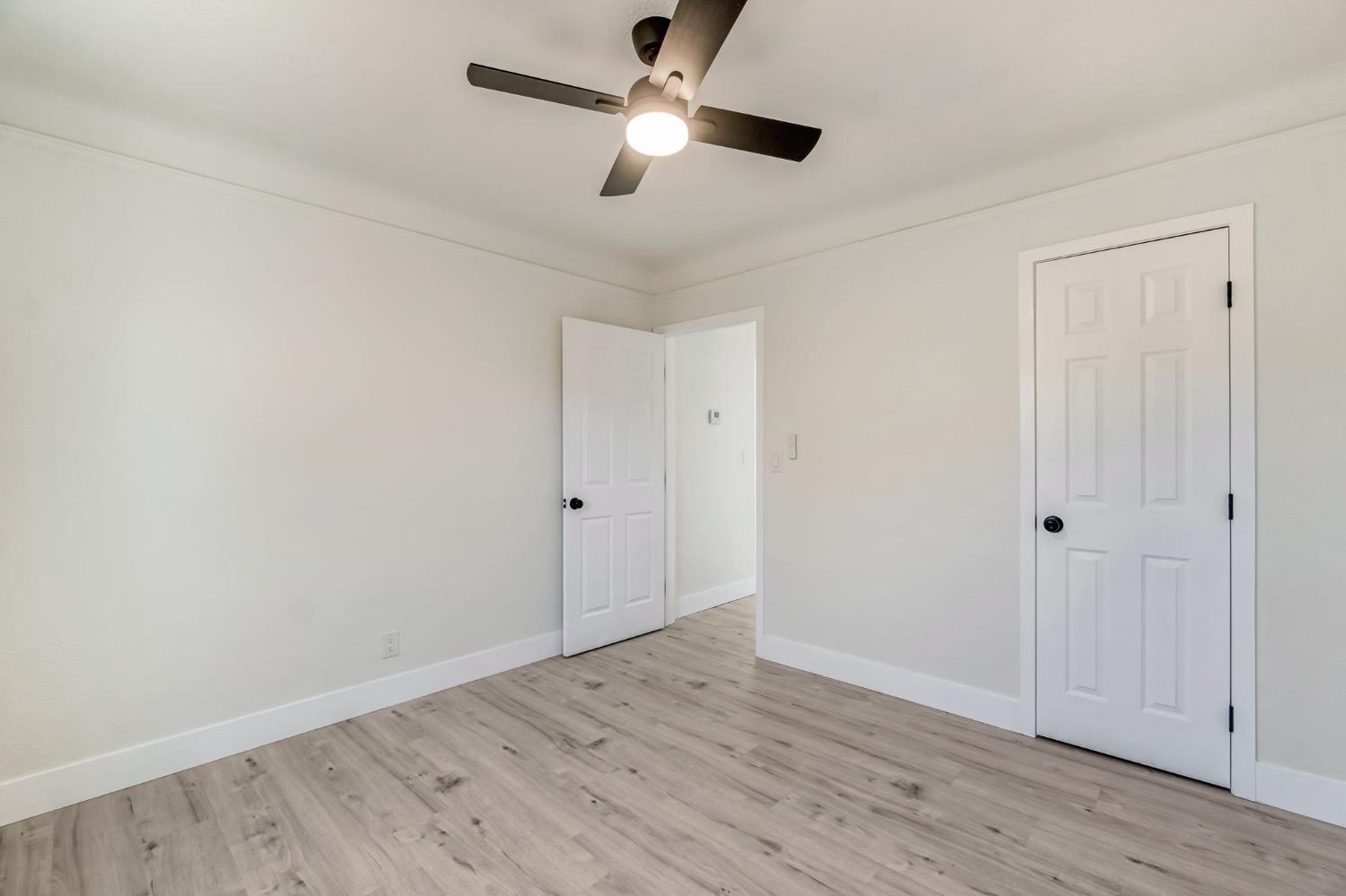4245 E Ball Ave, Fresno, CA 93702