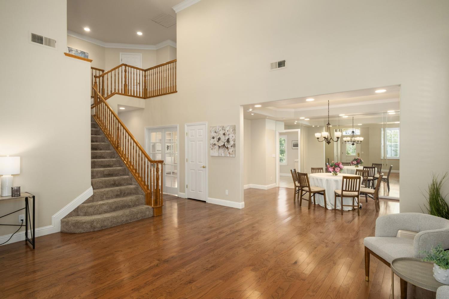 2888 W Kensington Ln, Fresno, CA 93711