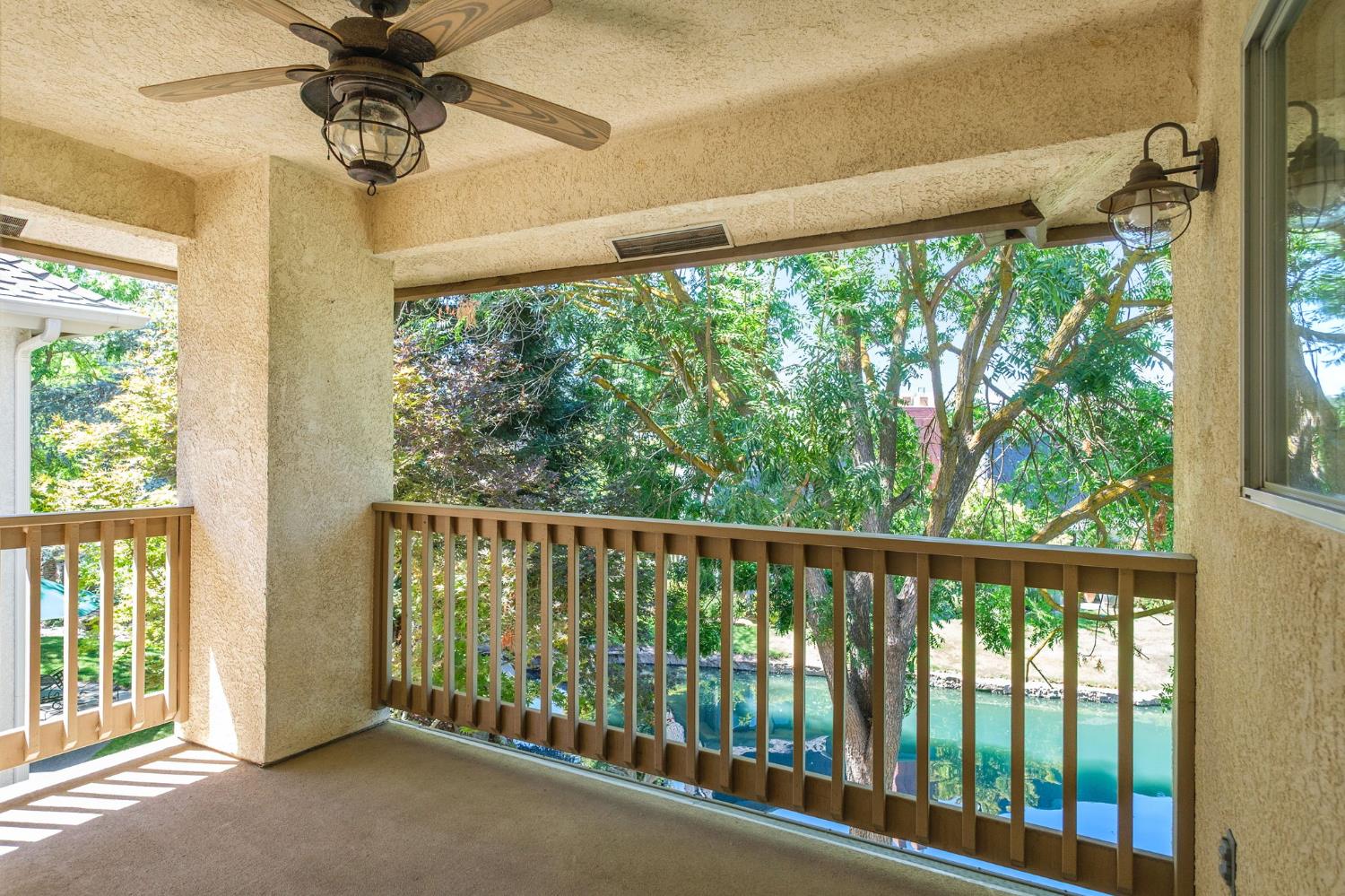 2888 W Kensington Ln, Fresno, CA 93711