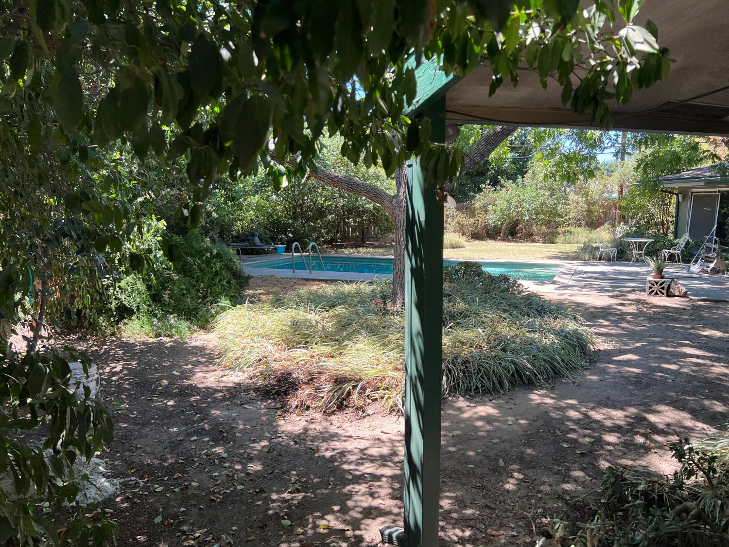 5493 N Roosevelt, Fresno, CA 93704