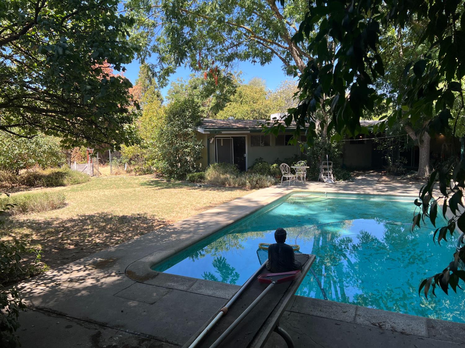 5493 N Roosevelt, Fresno, CA 93704