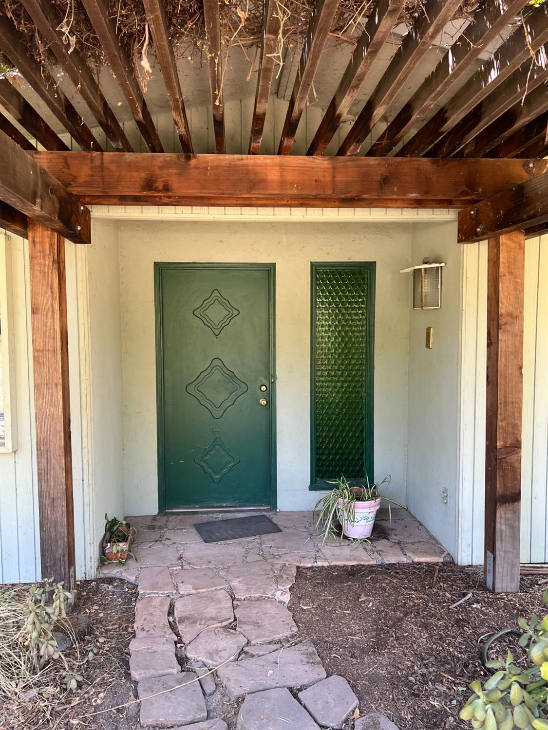 5493 N Roosevelt, Fresno, CA 93704
