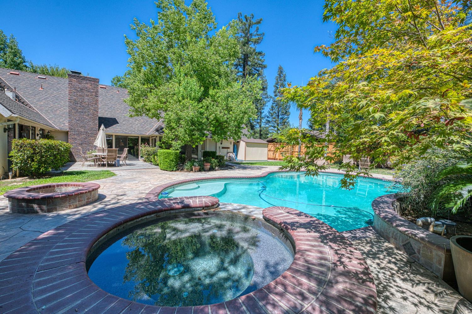 2677 W Wrenwood Ave, Fresno, CA 93711