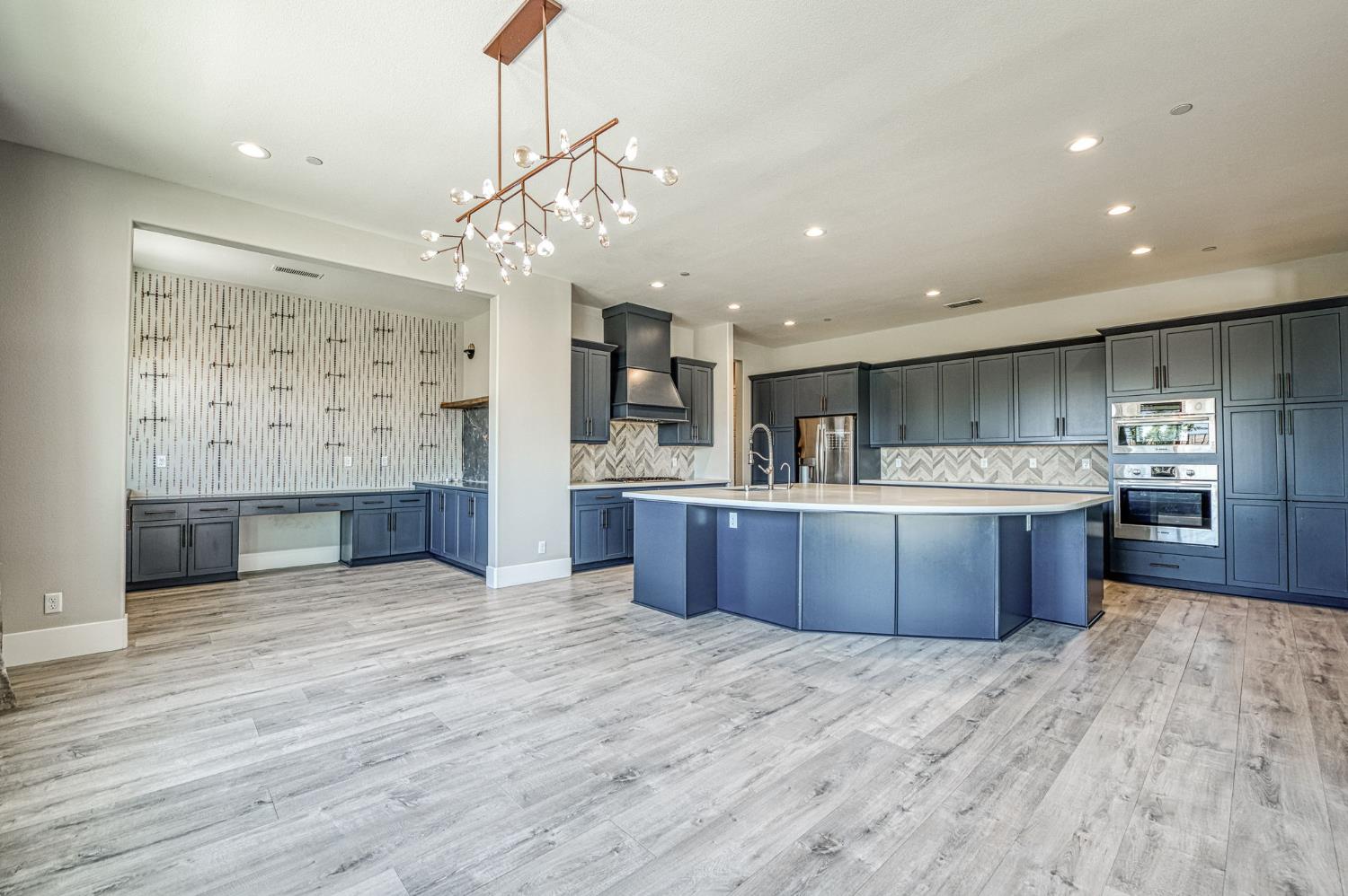 4721 Overstone Ave, Madera, CA 93636
