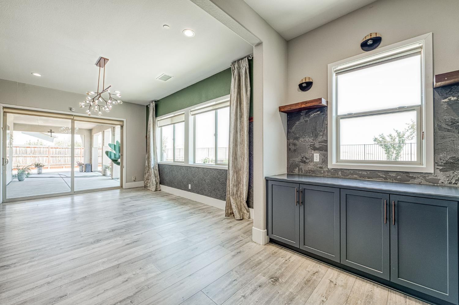 4721 Overstone Ave, Madera, CA 93636