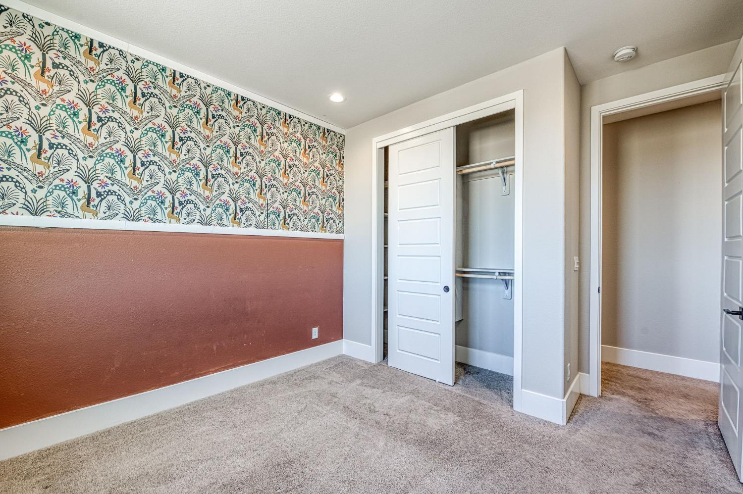 4721 Overstone Ave, Madera, CA 93636
