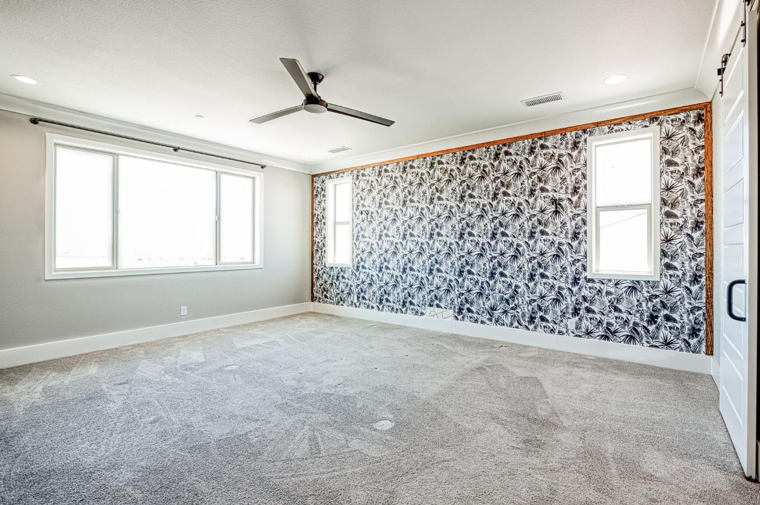4721 Overstone Ave, Madera, CA 93636