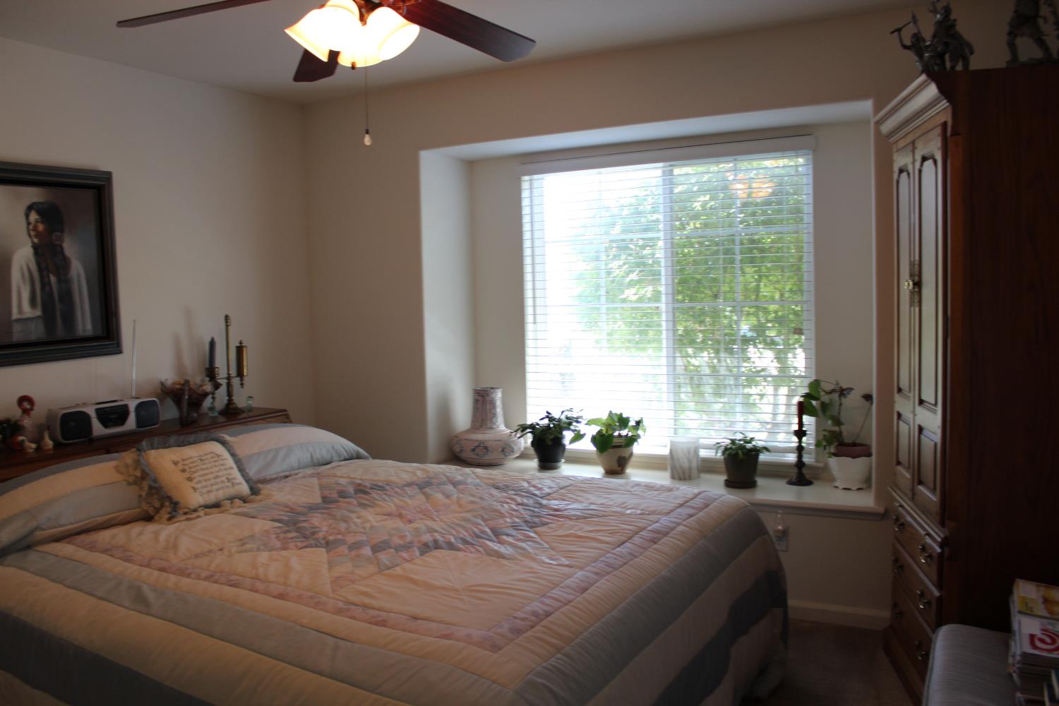 229 Lake St, Kingsburg, CA 93631