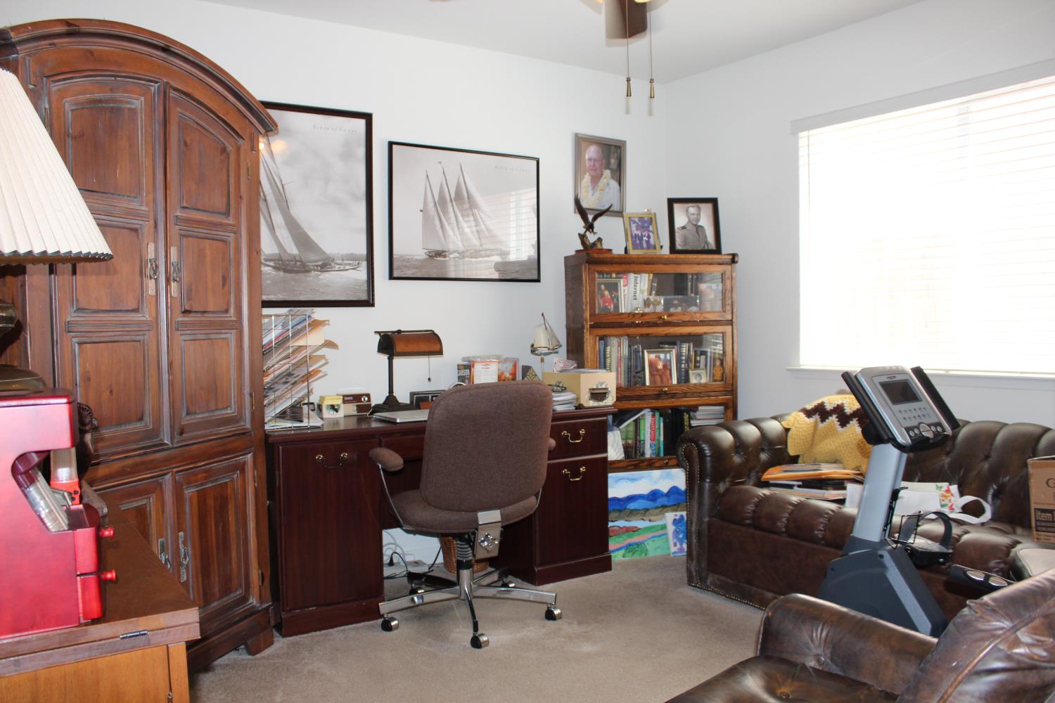 229 Lake St, Kingsburg, CA 93631