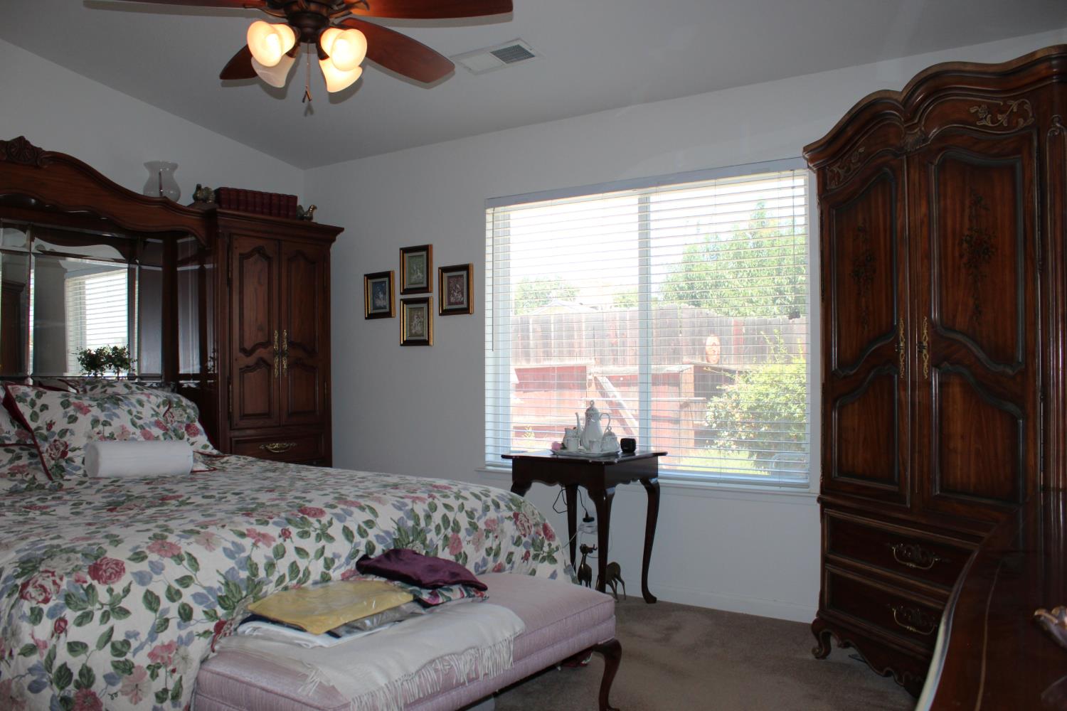 229 Lake St, Kingsburg, CA 93631