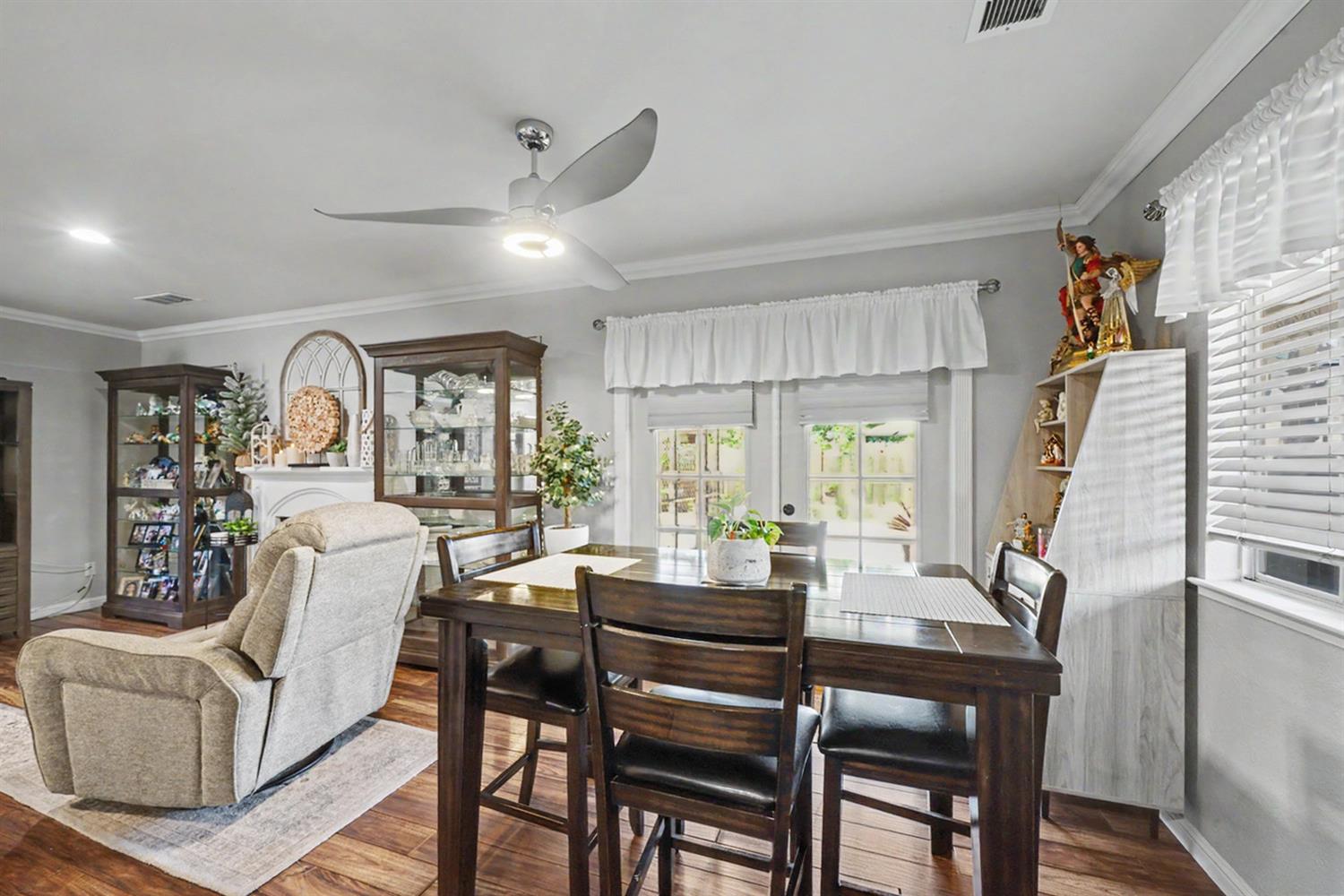 1431 Souza St, Orange Cove, CA 93646