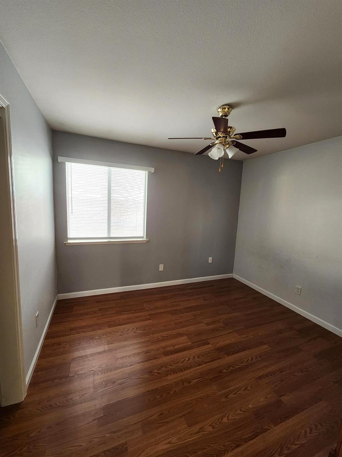 5615 W Pine Ave, Fresno, CA 93722
