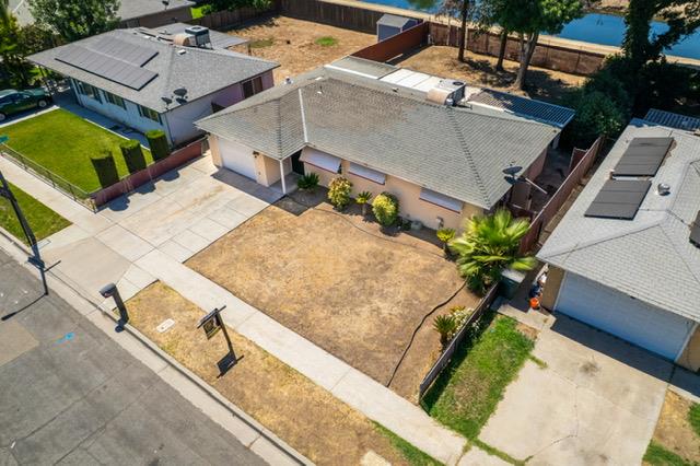 2501 W Indianapolis Ave, Fresno, CA 93705