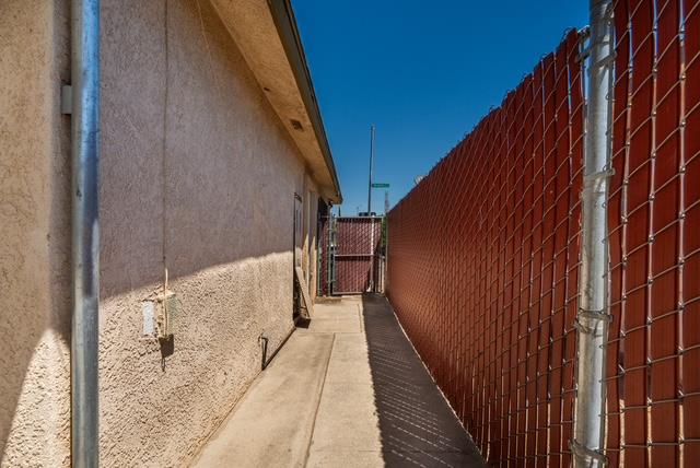 2501 W Indianapolis Ave, Fresno, CA 93705