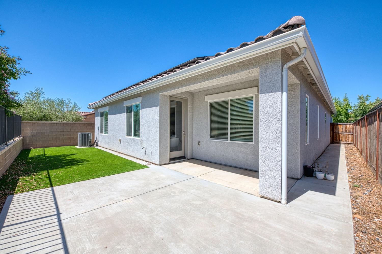 4596 Orchard Hills Rd, Madera, CA 93636