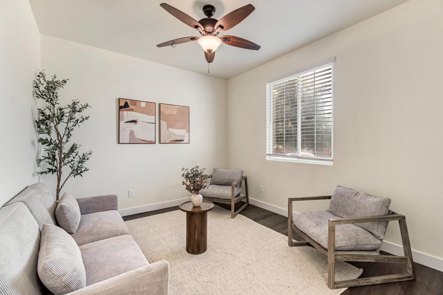 6532 E Atchison St, Fresno, CA 93727
