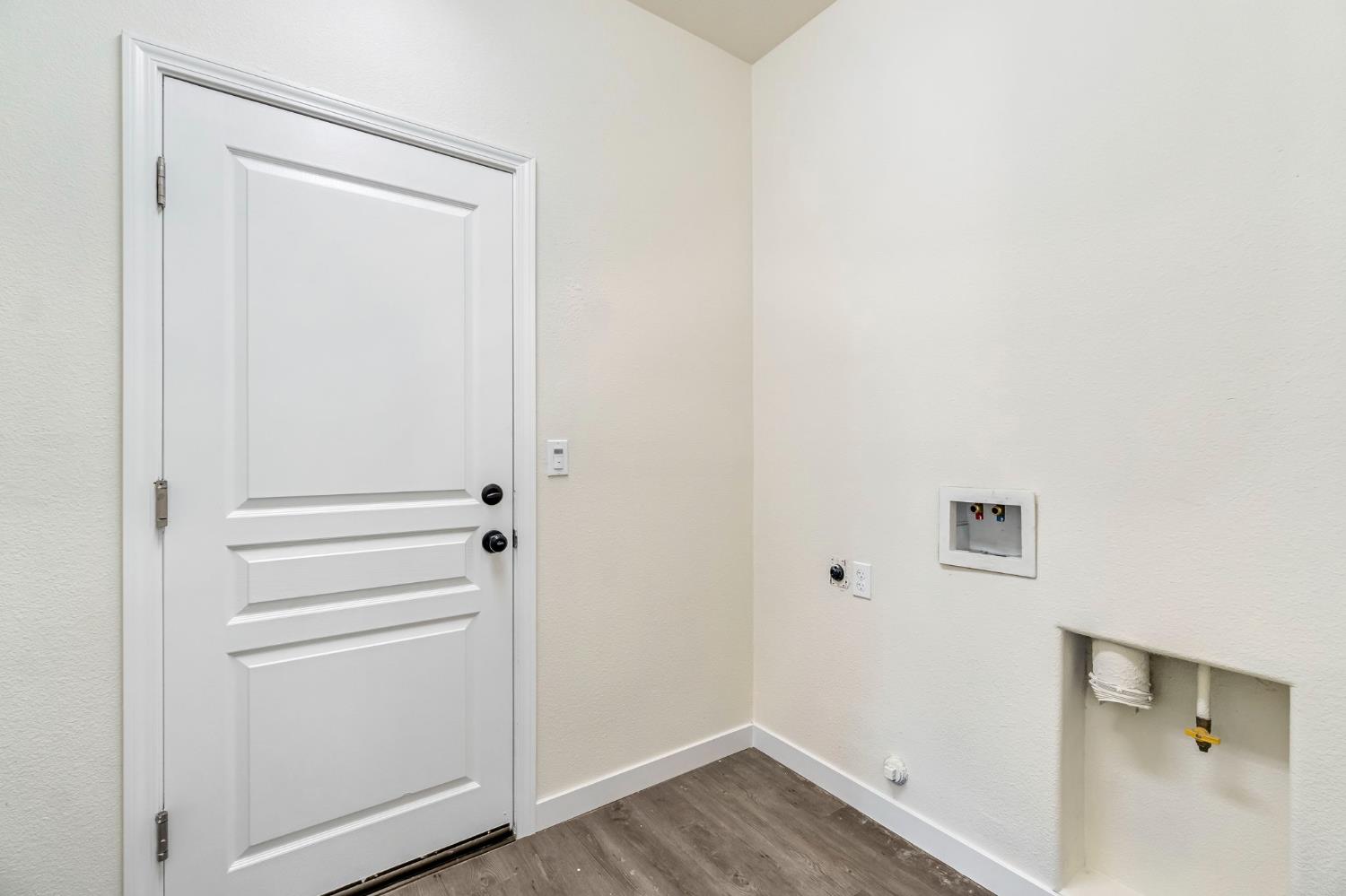 6532 E Atchison St, Fresno, CA 93727