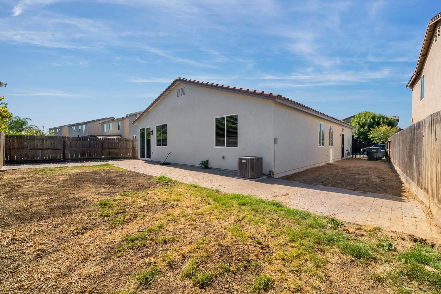 6532 E Atchison St, Fresno, CA 93727