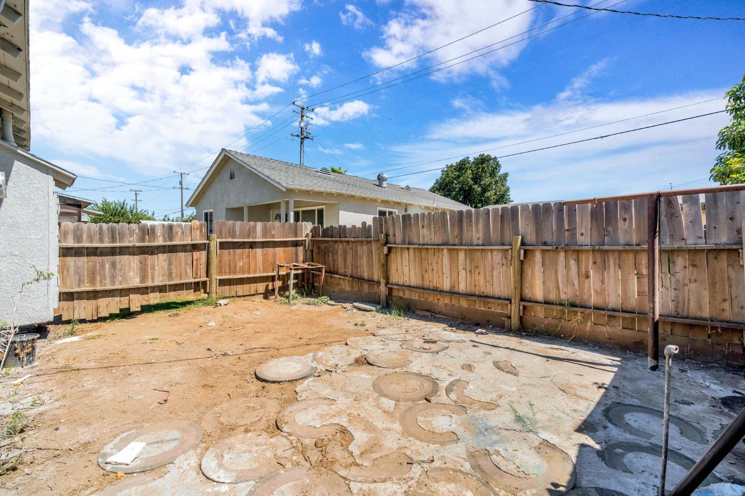 2022 Sylvia, Selma, CA 93662