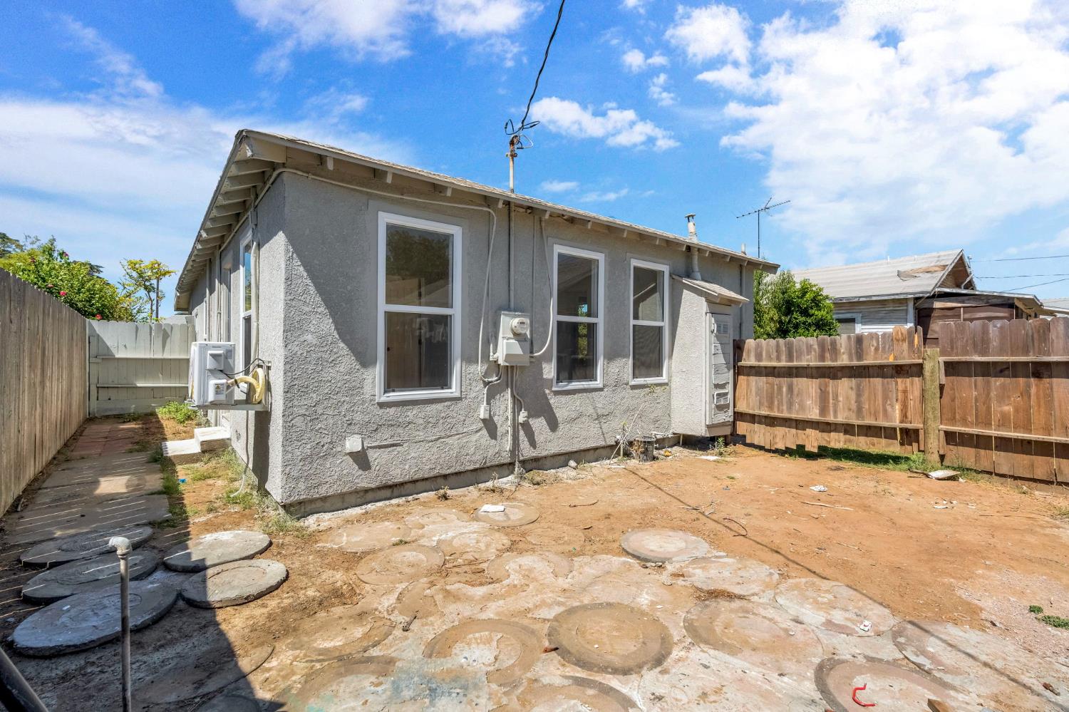 2022 Sylvia, Selma, CA 93662