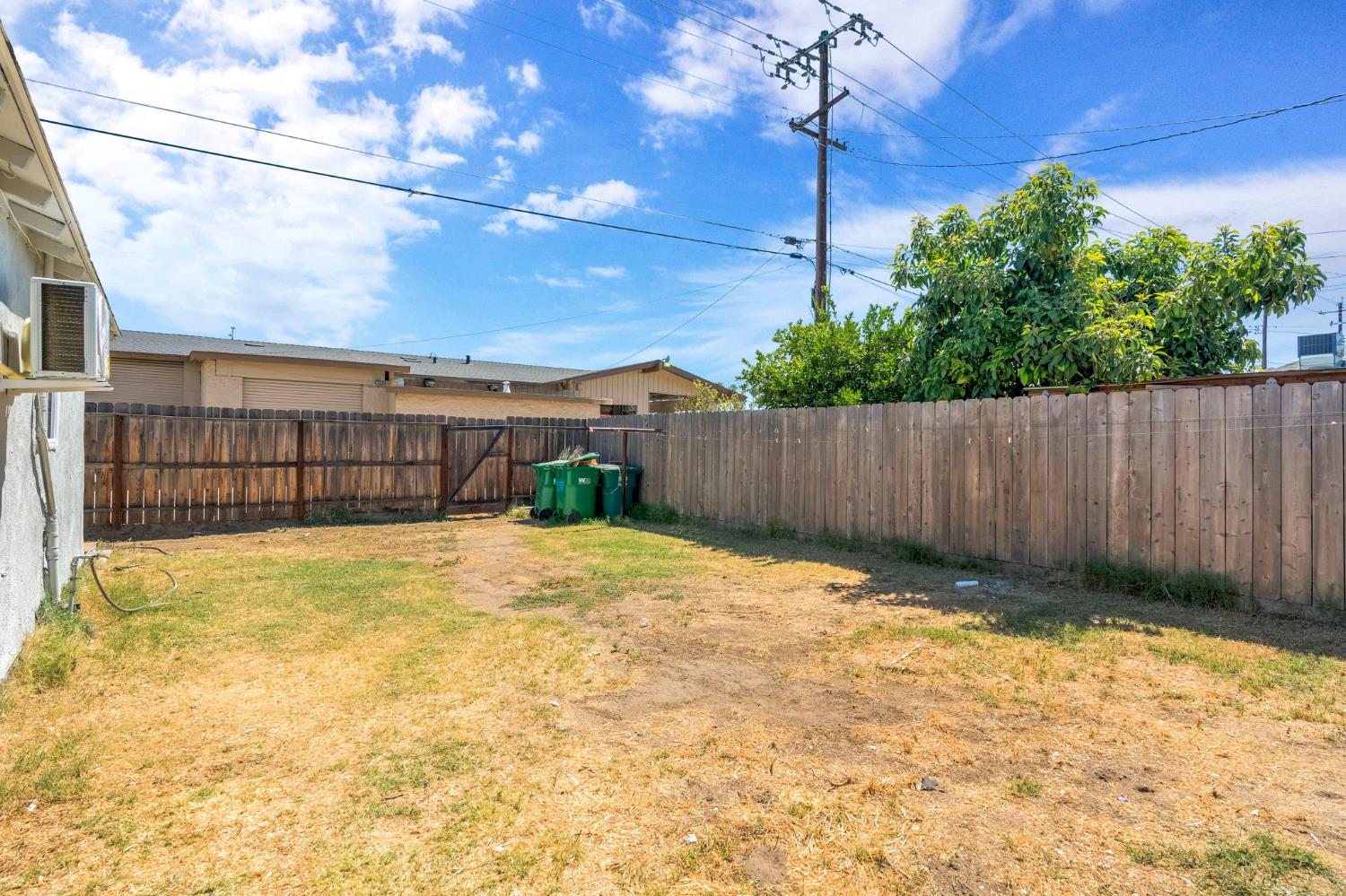 2022 Sylvia, Selma, CA 93662