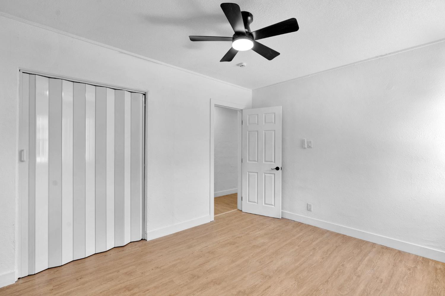 115 W Buckingham, Fresno, CA 93705