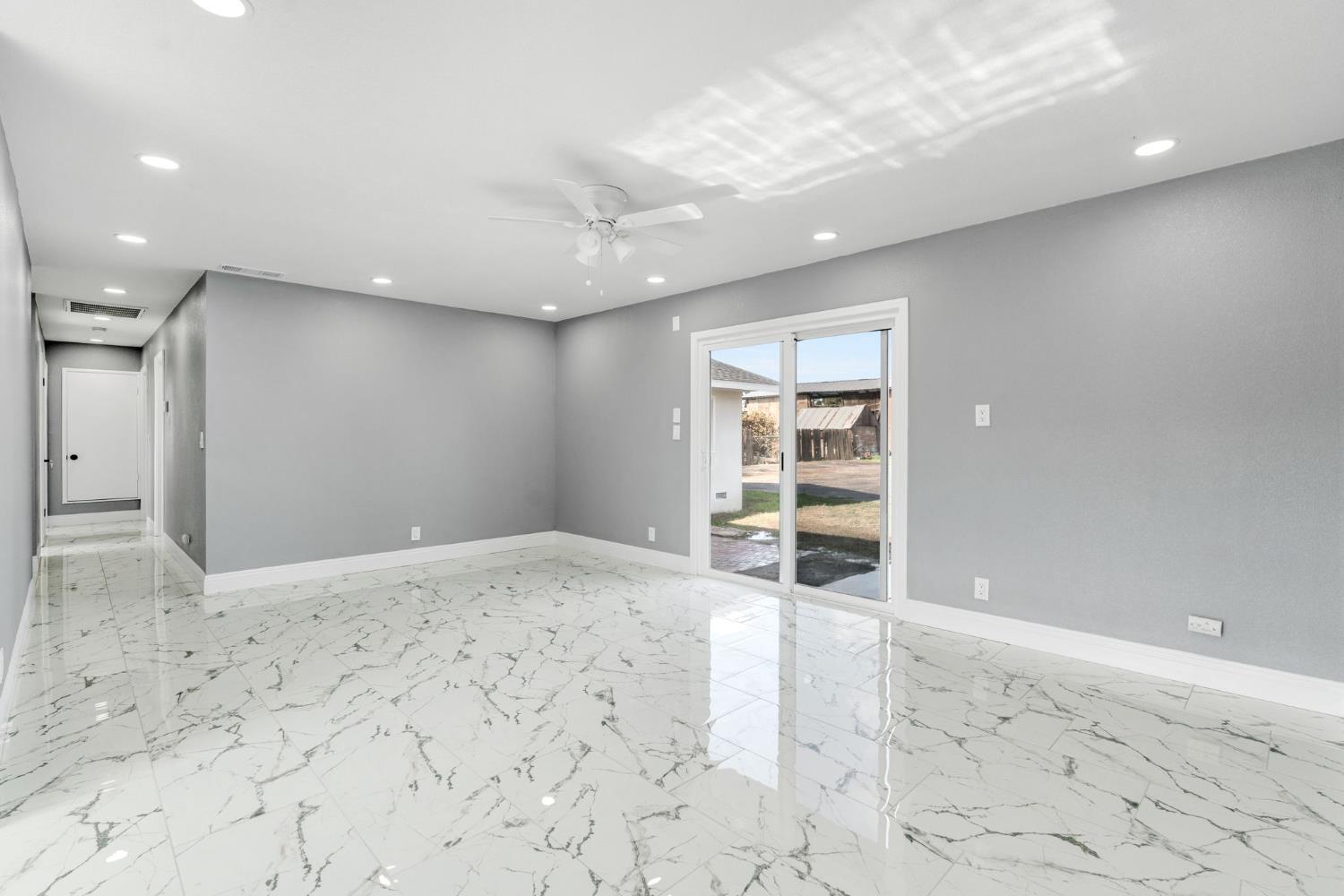 6668 W Mckinley, Fresno, CA 93723