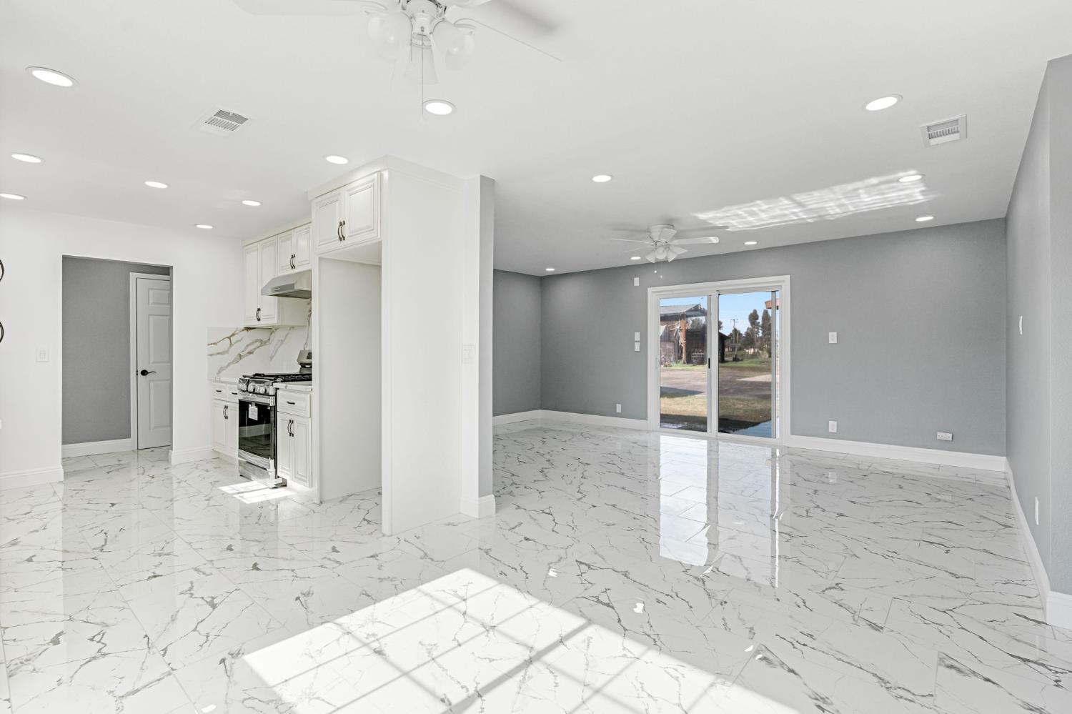 6668 W Mckinley, Fresno, CA 93723