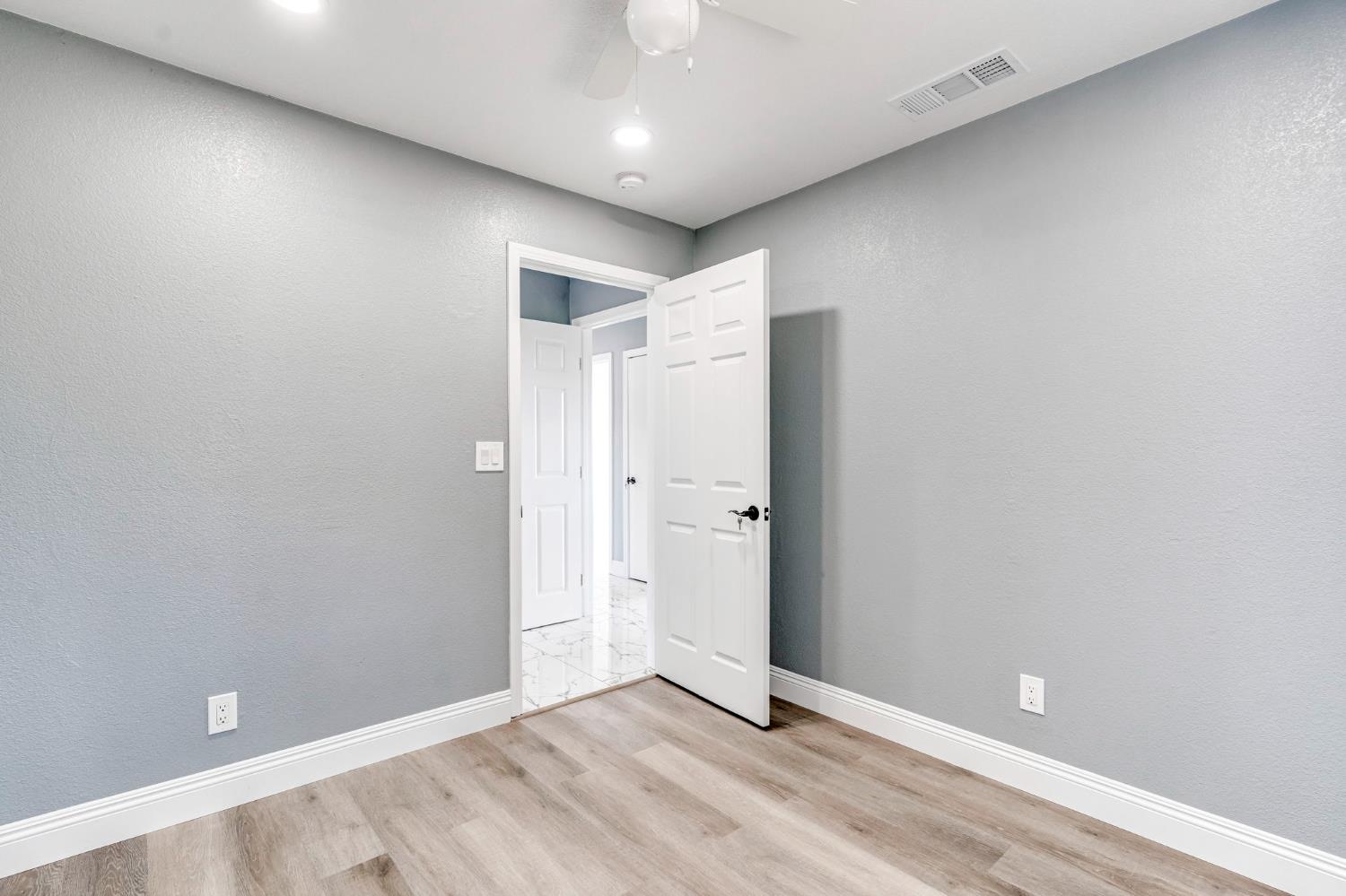 6668 W Mckinley, Fresno, CA 93723
