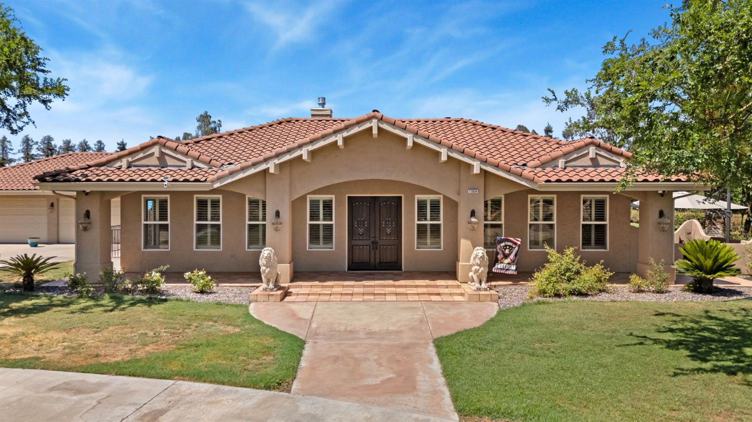 11934 E Harvard Ave, Sanger, CA 93657