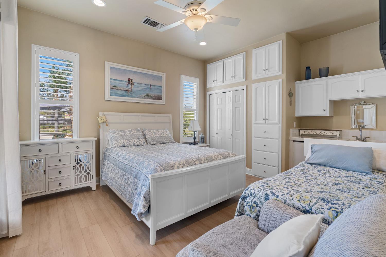11934 E Harvard Ave, Sanger, CA 93657