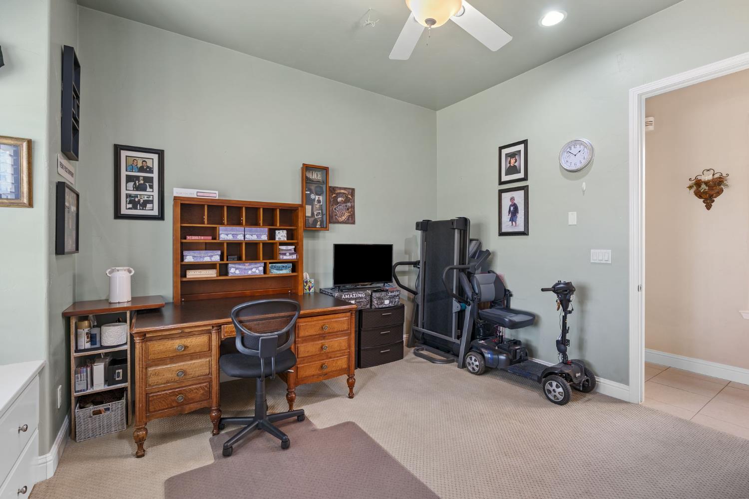 11934 E Harvard Ave, Sanger, CA 93657